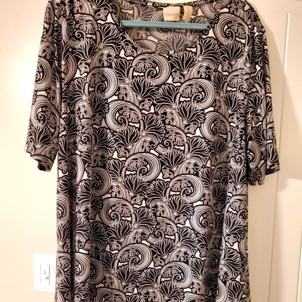 Chico's Size 3 Black and White Blouse
